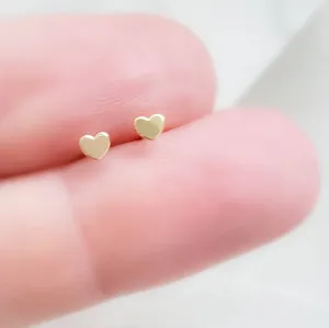 14K Gold Tiny Heart Studs