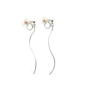 Double Sided White Freshwater Pearl Invisible Clip On Stud Earrings (Silver tone Wave Bar)