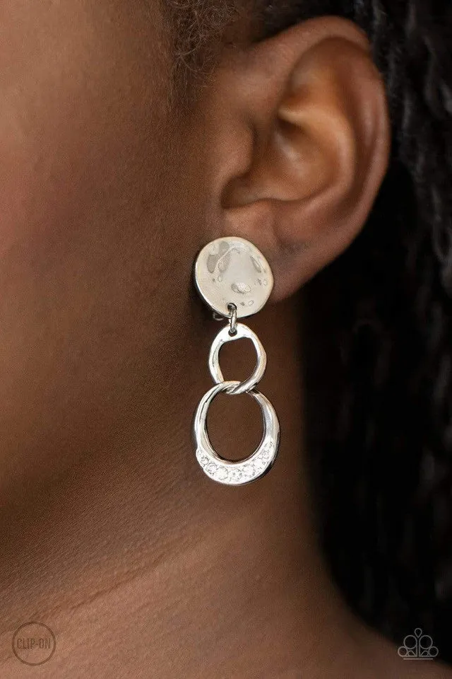 Earrings Reshaping Refinement - White ♥ Clip-On O2