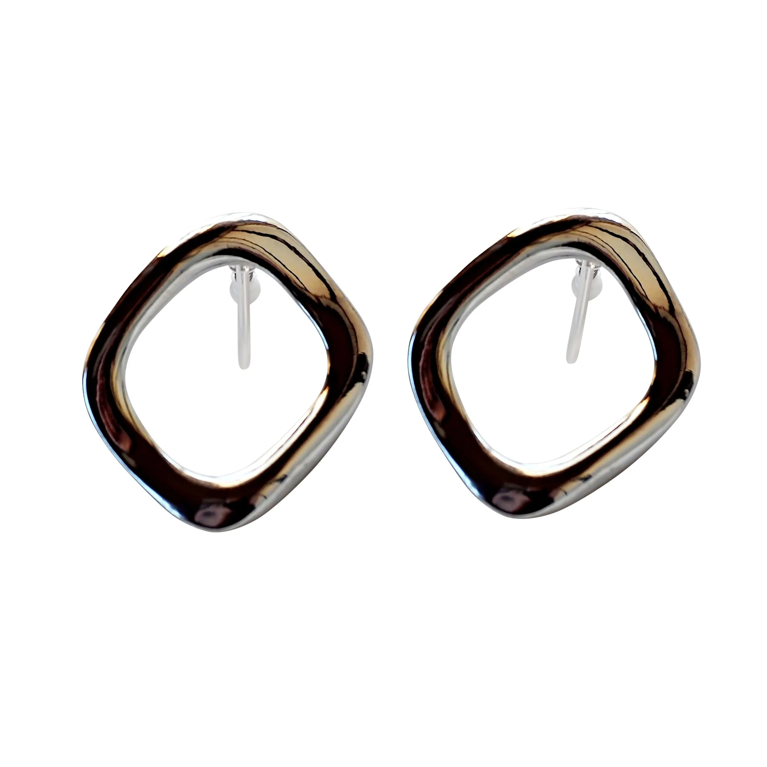 Gold / Silver Organic-Shaped Hoop 30mm Invisible Clip On Earrings