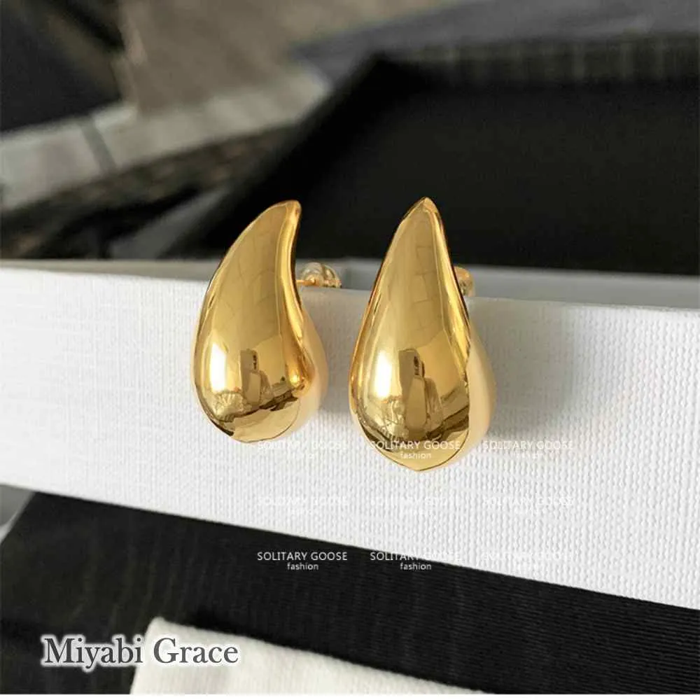 Gold / Silver Teardrop Screw-Back Clip On Earrings