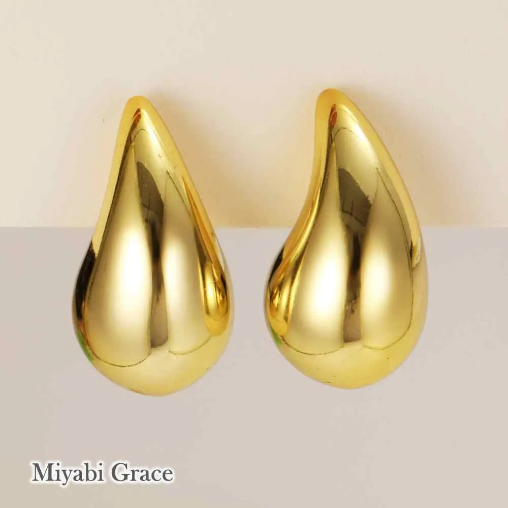 Gold / Silver Teardrop Screw-Back Clip On Earrings